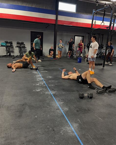 Crossfit Mayhem (@thecrossfitmayhem) .
